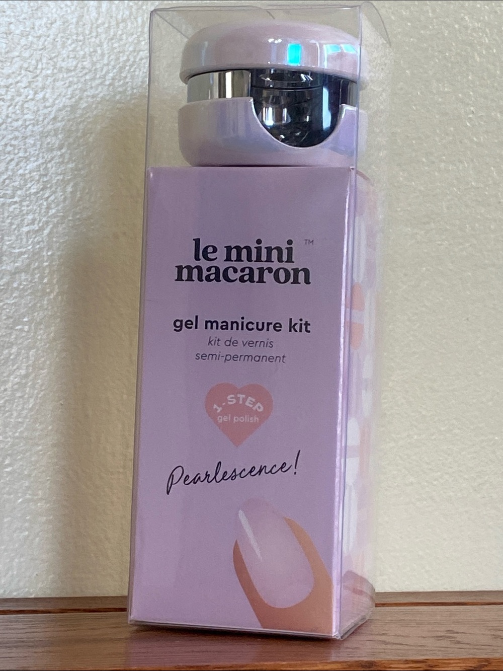 Pearlescence Gel Manicure Kit le mini macaron
